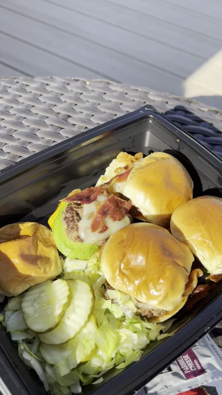 Video review of BJ's Restaurant & Brewhouse