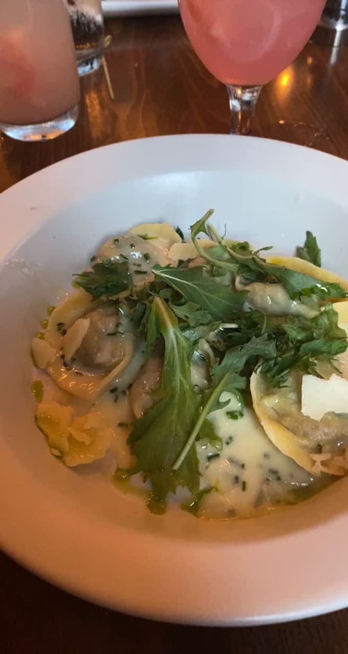 Video review of Olive & Ivy Restaurant + Marketplace