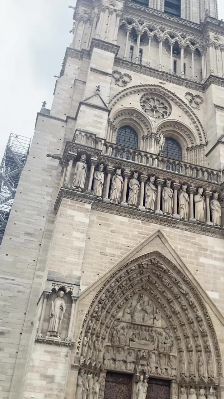 Video review of Cathedral of Notre-Dame de Paris (Cathédrale Notre-Dame de Paris)