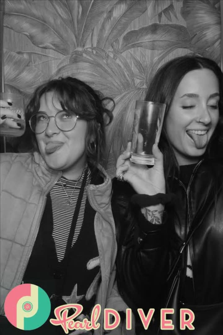 Pearl Diver
