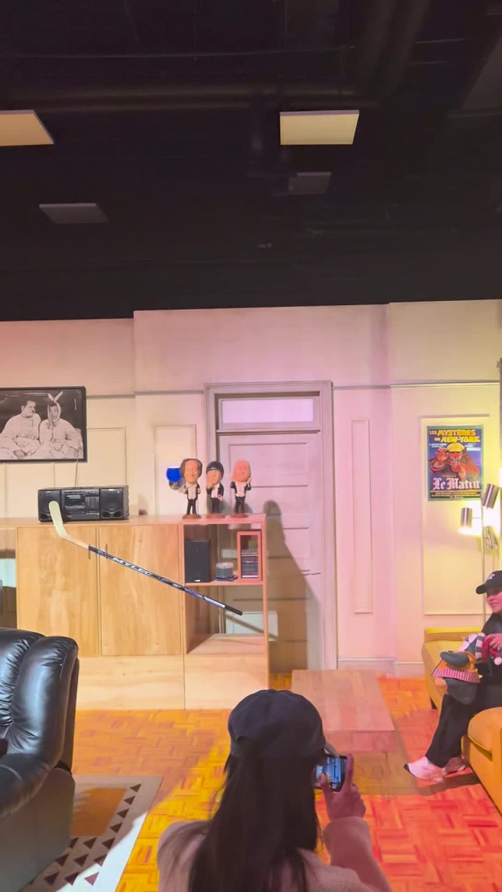 The T-H-E-A-T-R-E || Solaire