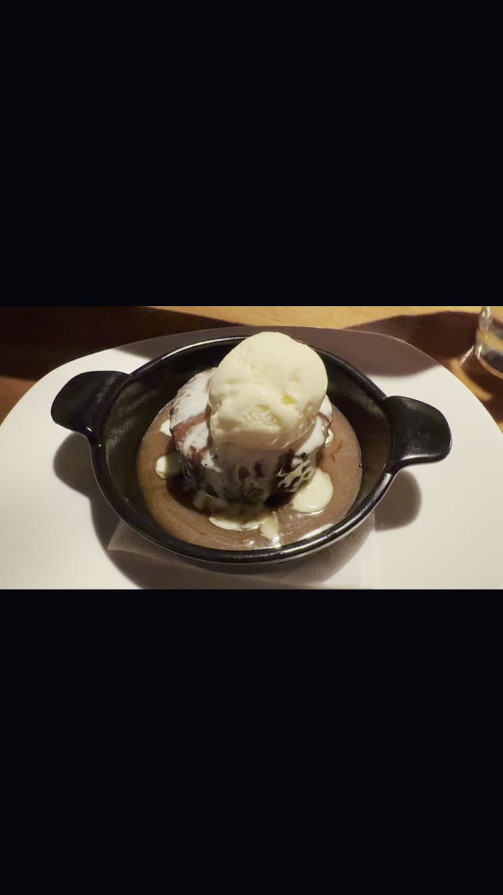 Video review of The Keg Steakhouse + Bar