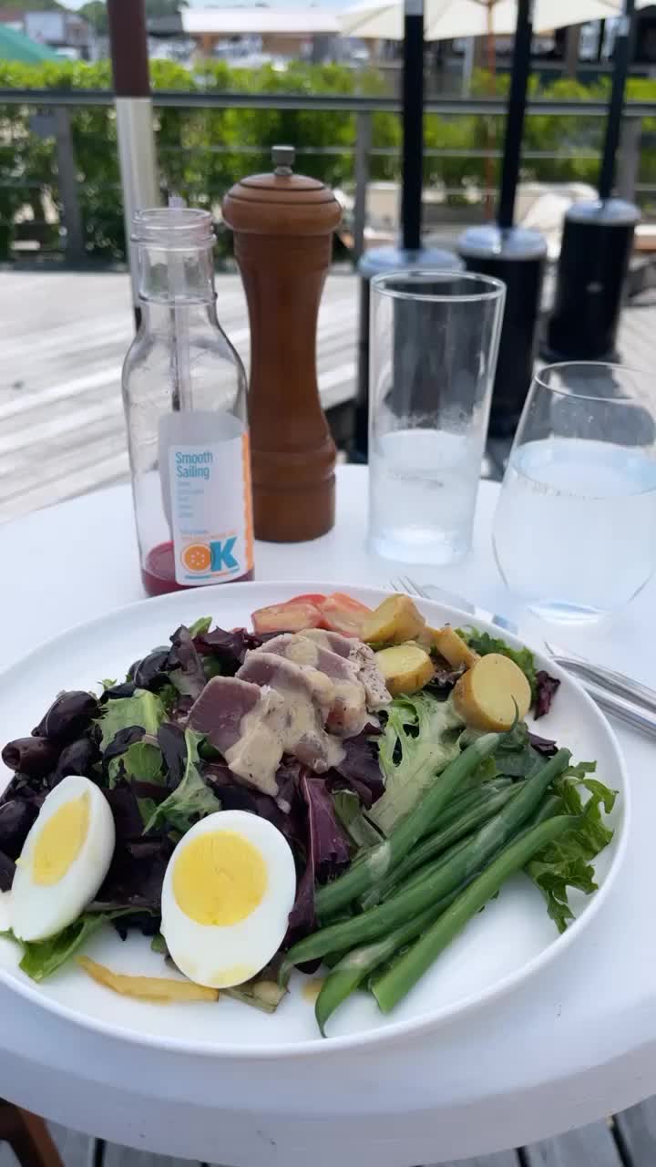 La Fin Kitchen & Lounge