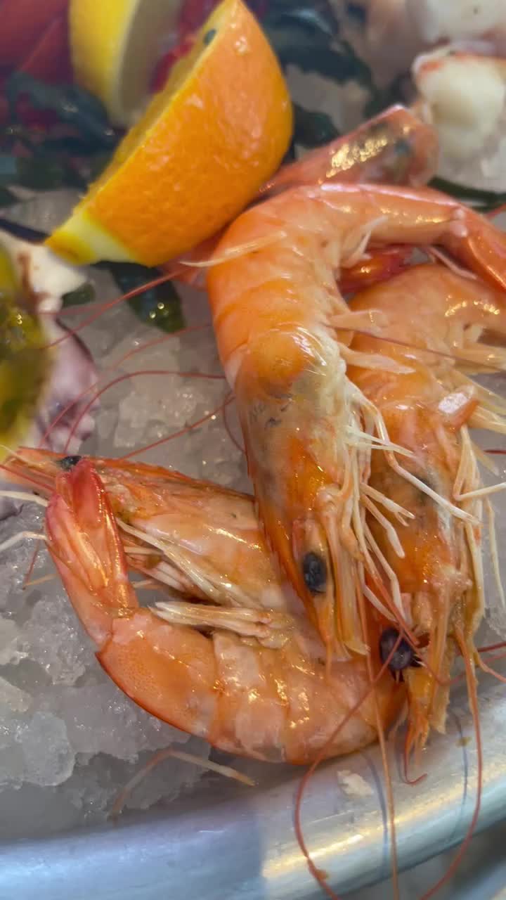 Video review of King's Fish House