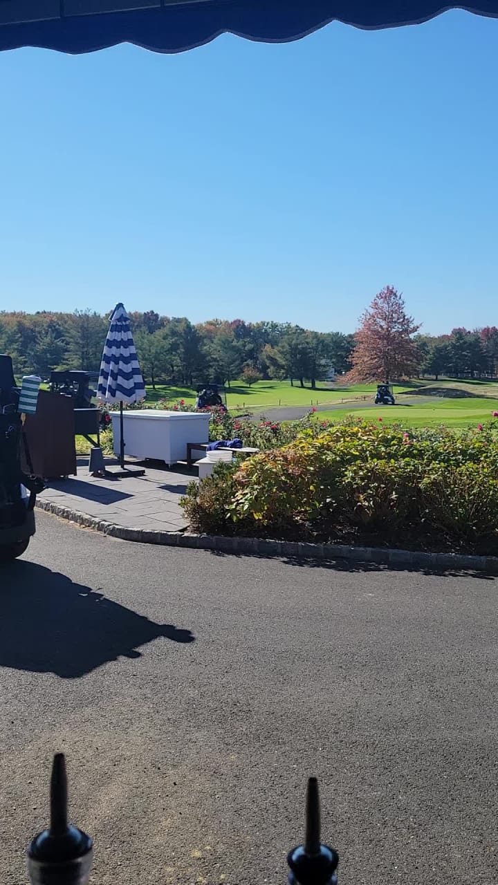 Eagle Oaks Golf & Country Club on the 19th Green Bar & Grill