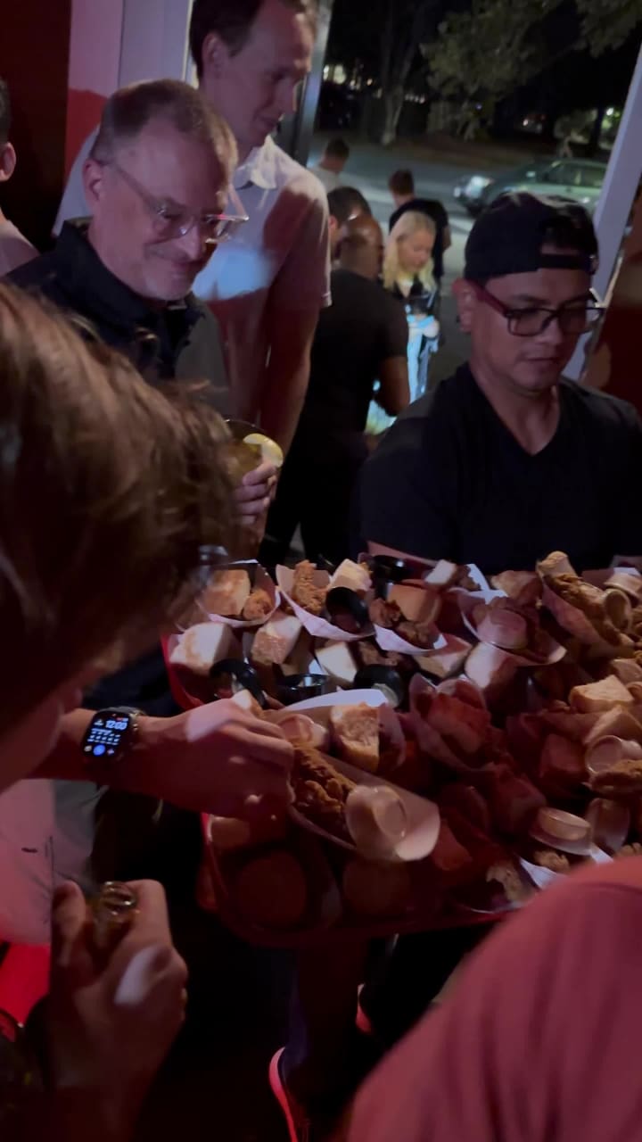 Video review of Ray’s Bar