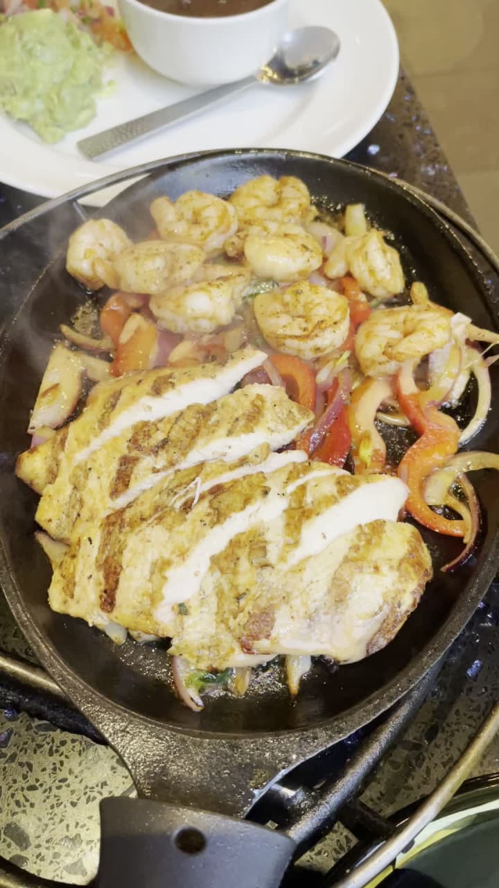 Video review of Sinigual