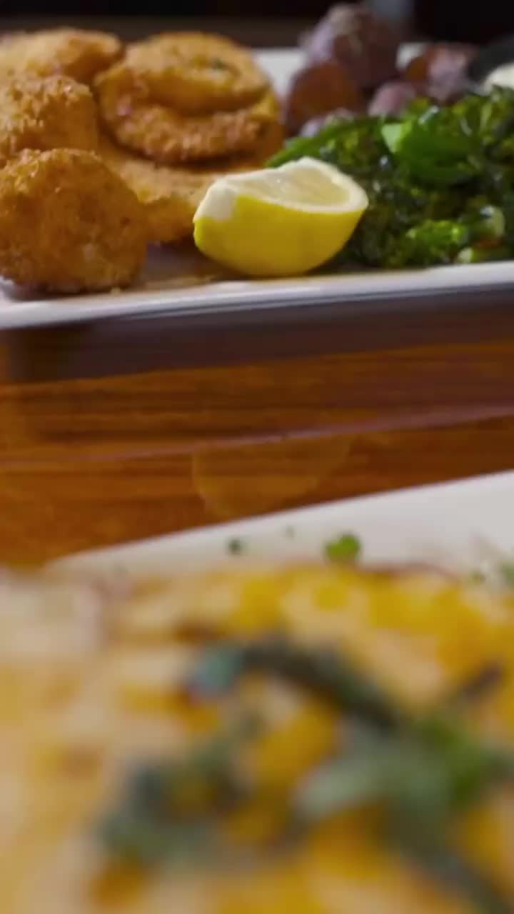 Video review of Harbor Crab Company