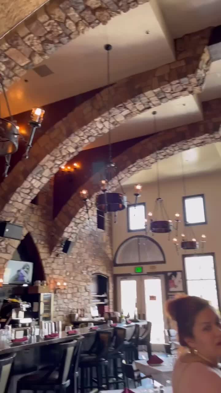 Mimi' & Coco' Bistro