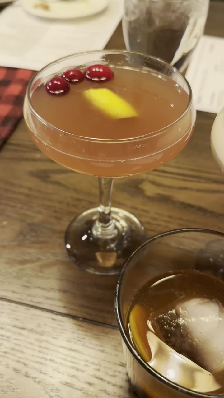 Video review of Bridgewater Grill