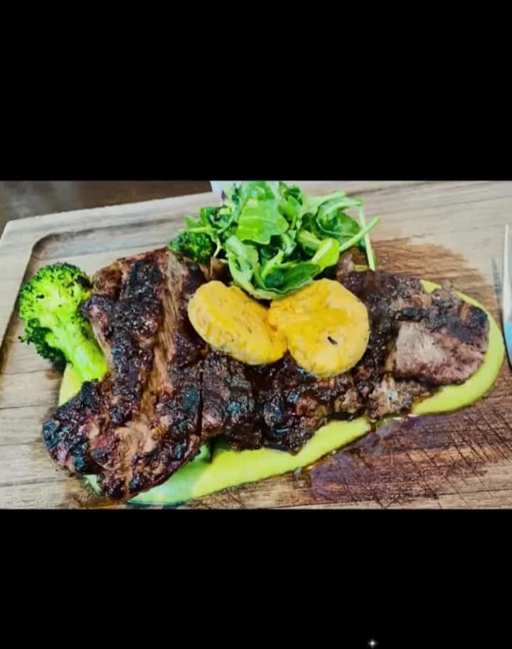 Video review of Second Bar + Kitchen