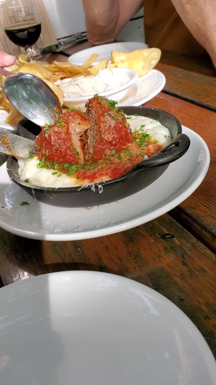 Video review of Longman & Eagle