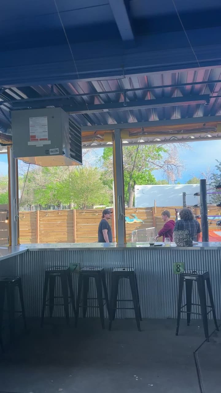 Romero's K9 Club and Taphouse