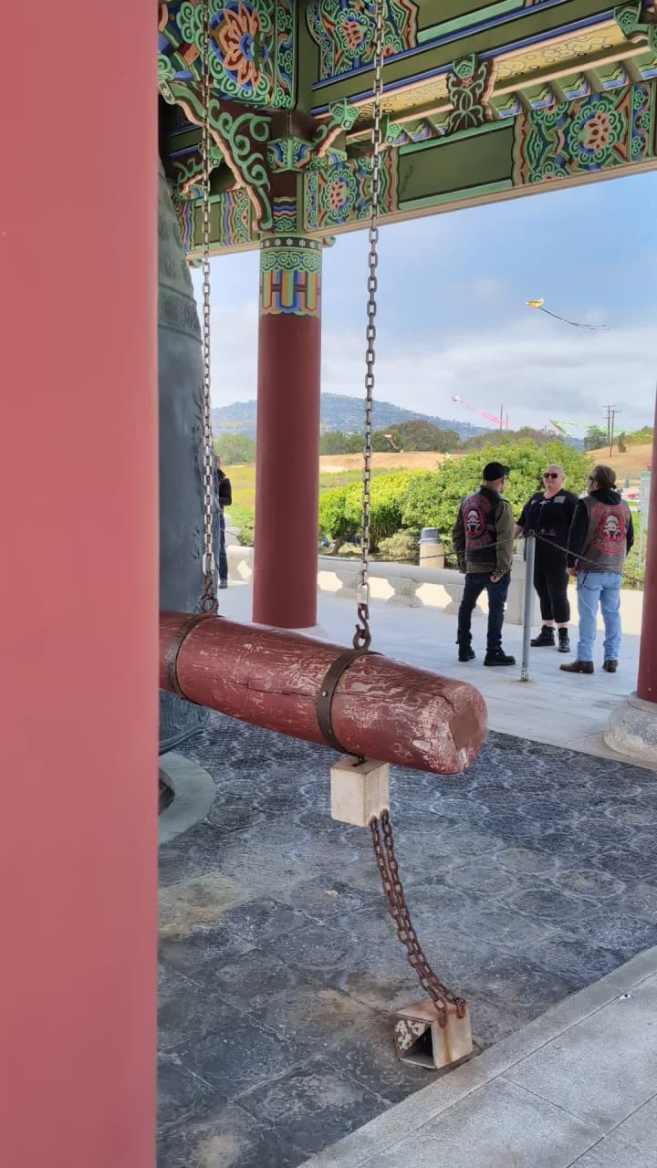 Video review of Korean Bell of Friendship