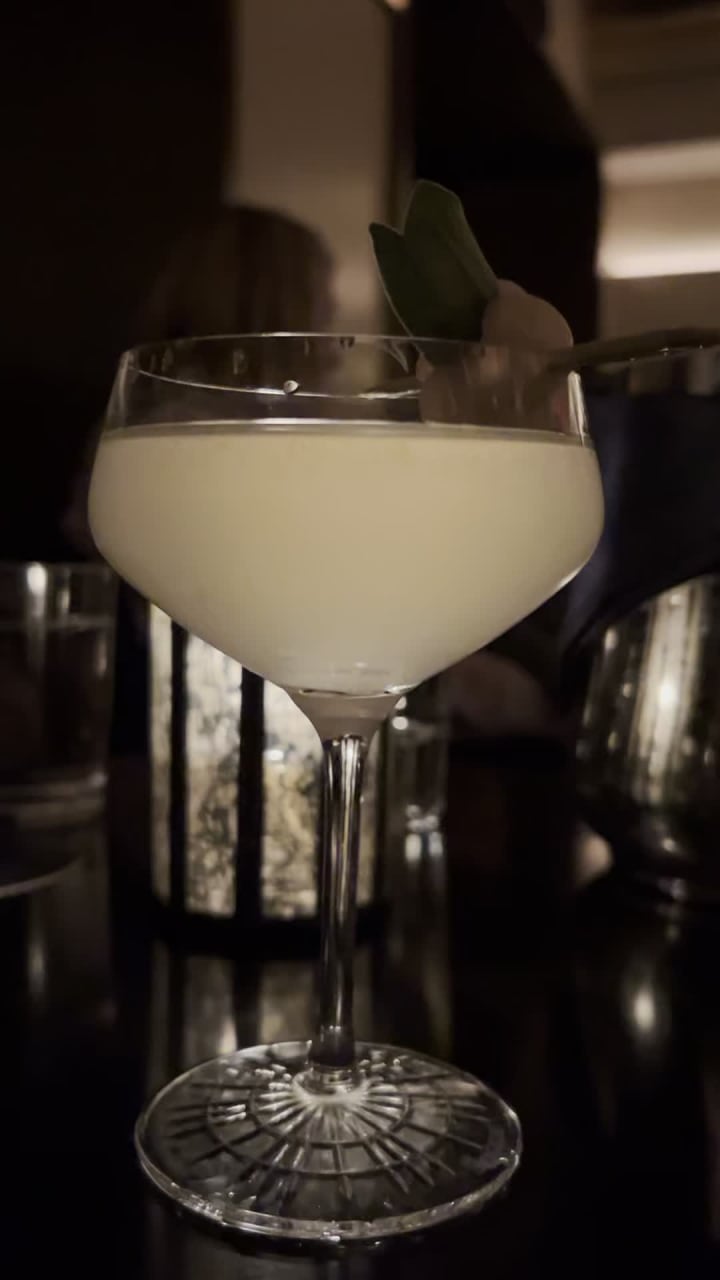 Video review of Evening Bar