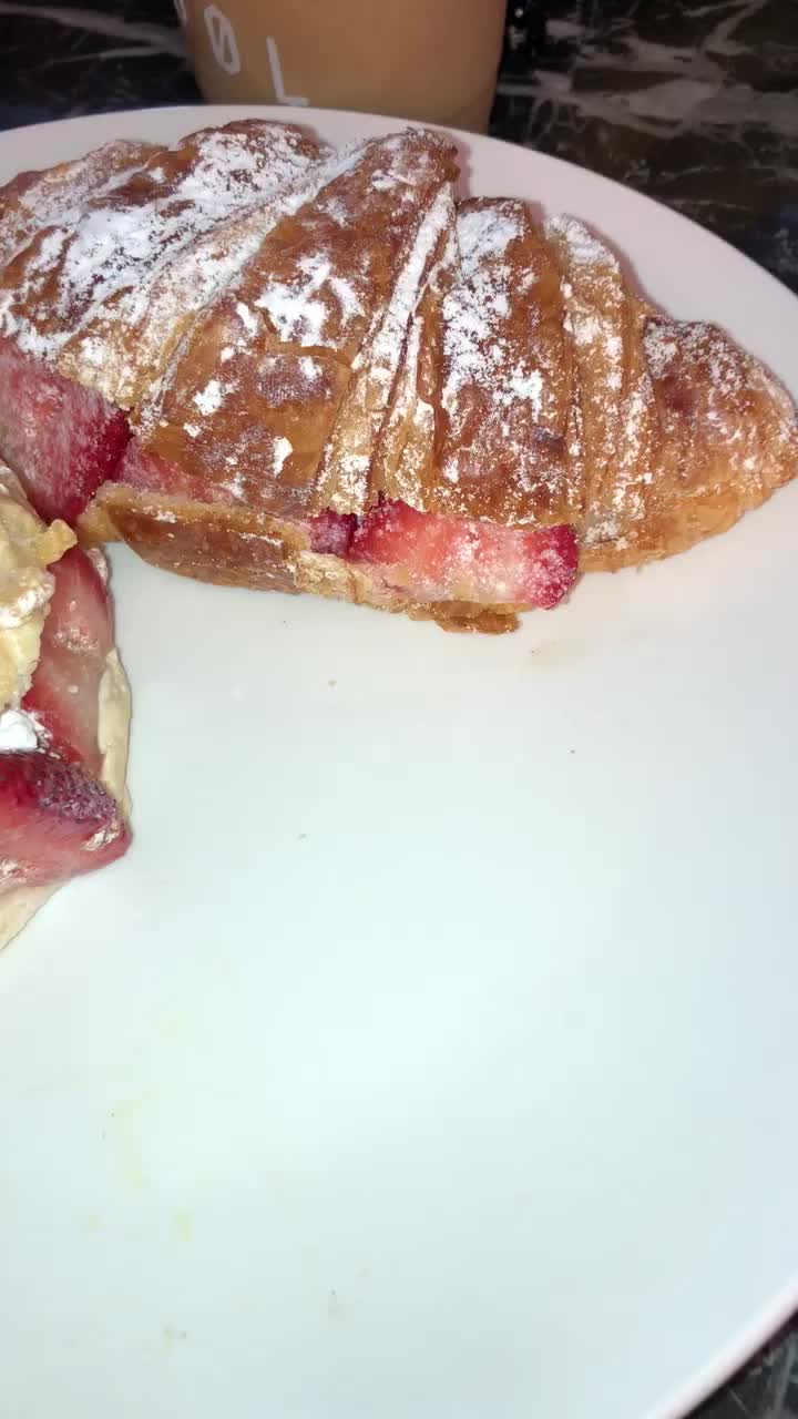 Video review of Tous Les Jours