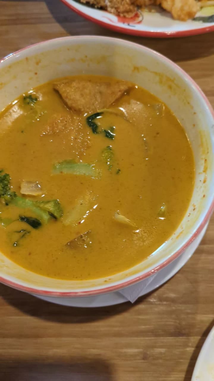 Video review of Jatujak Thai Cuisine