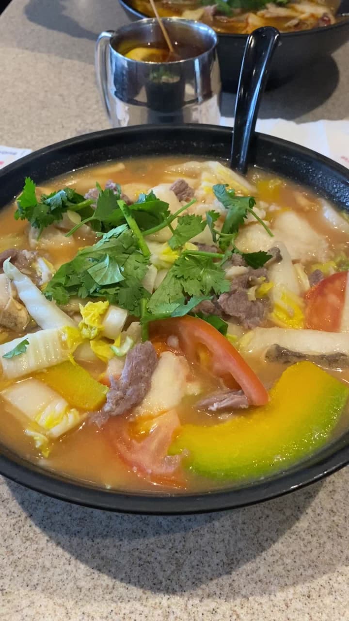 Deer Garden Signatures 鹿園魚湯米線