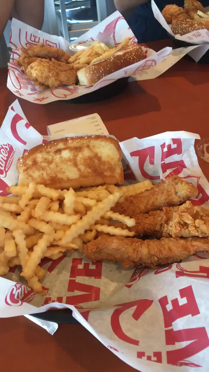 Raising Cane's Chicken Fingers