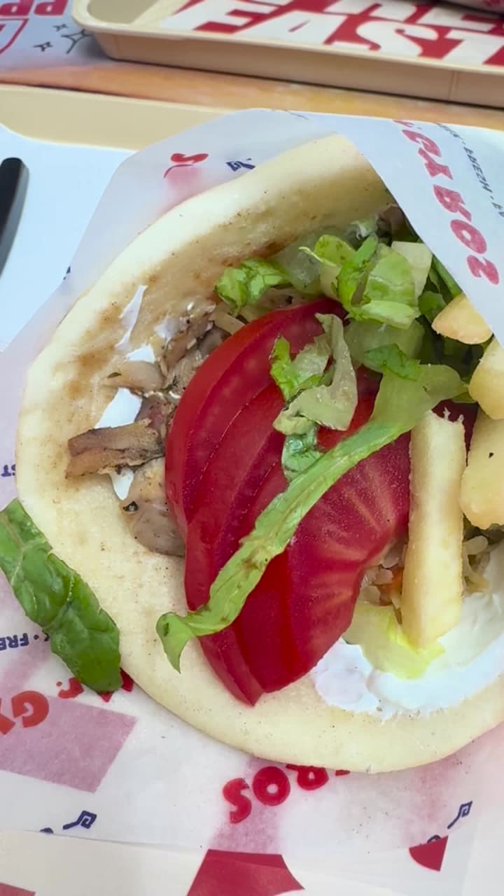 Video review of Mr. Gyros