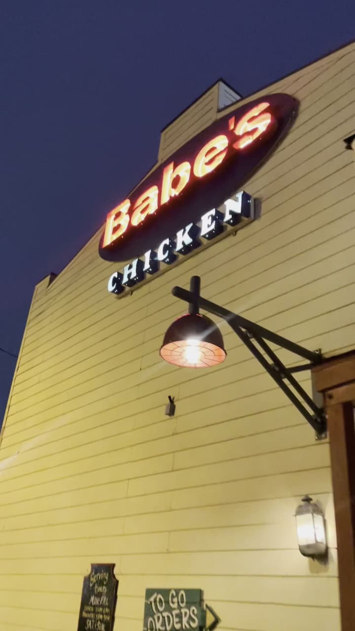 Video review of Babe's Chicken Dinner House