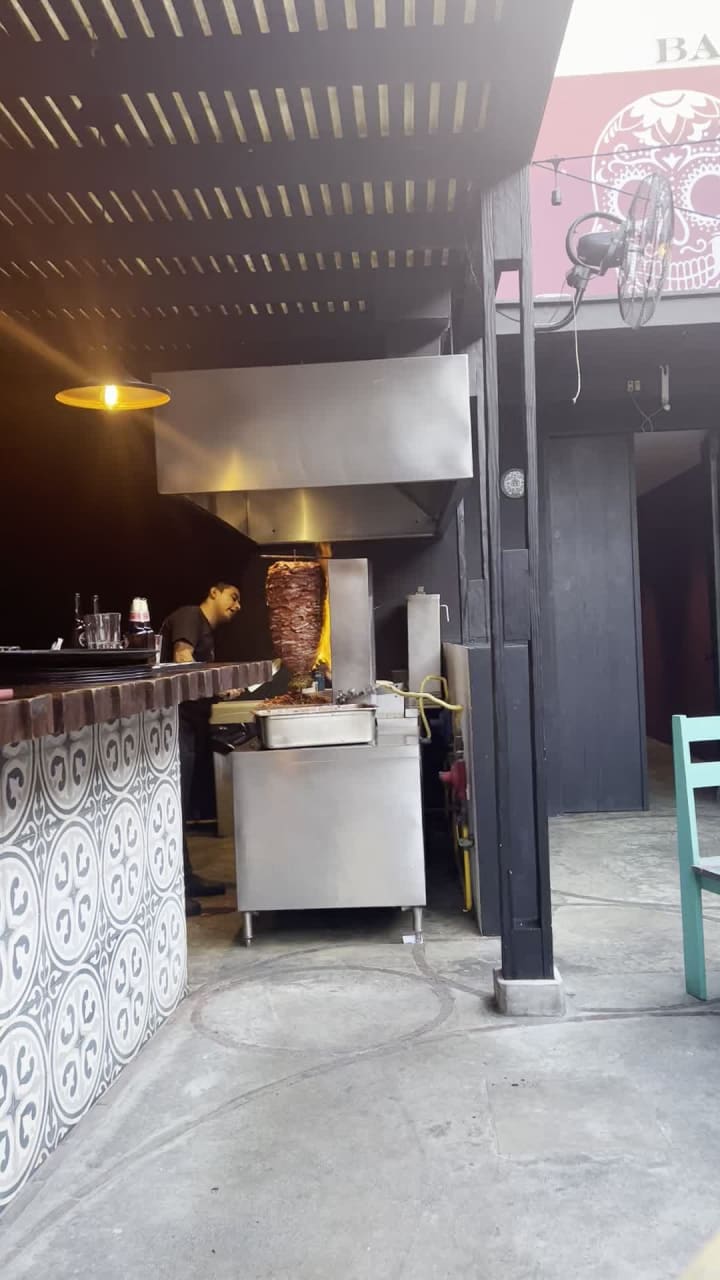 La Lupita Taco & Mezcal