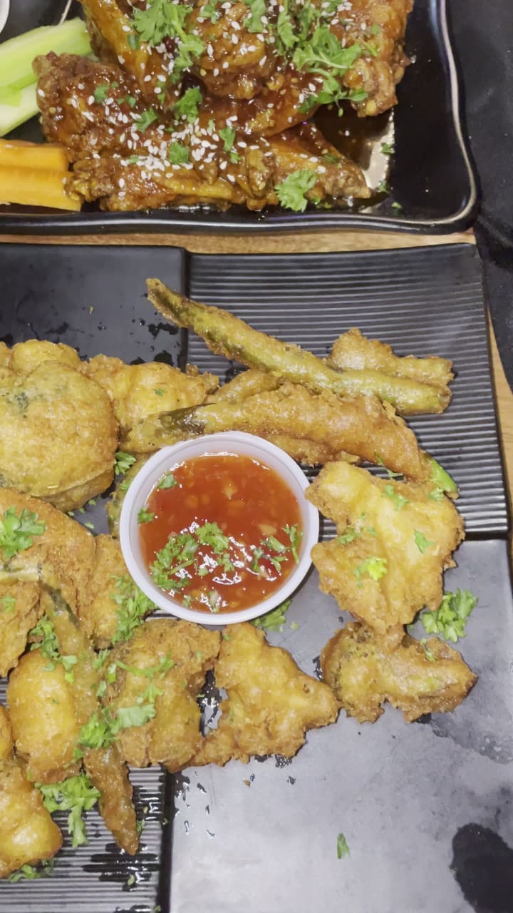 Modish Restaurant & Bar