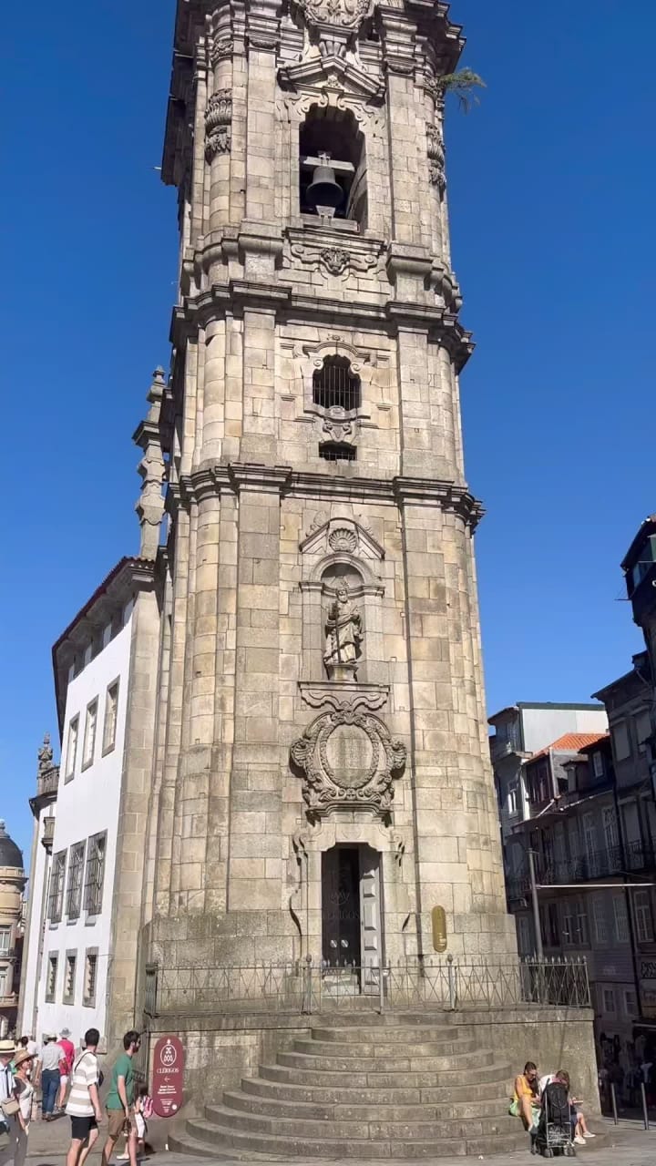 Video review of Torre dos Clérigos
