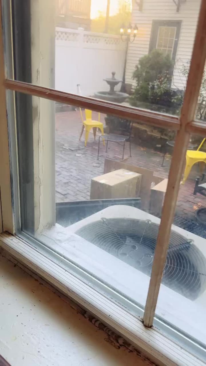 Video review of sam a.m.