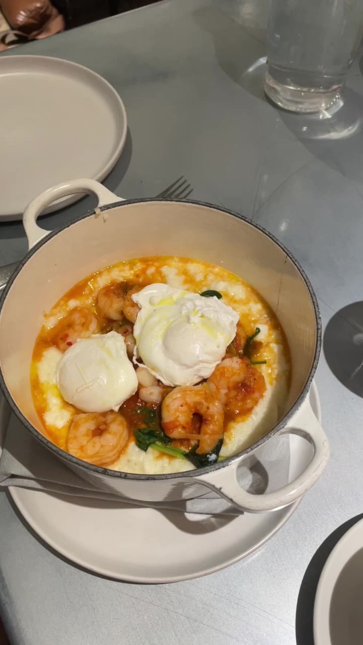 Video review of The Lakehouse