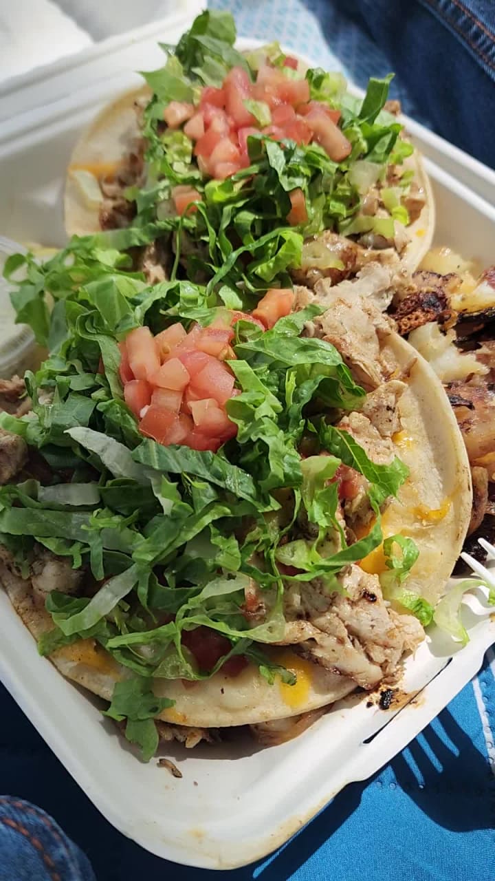 Video review of Paia Fish Market Waikiki