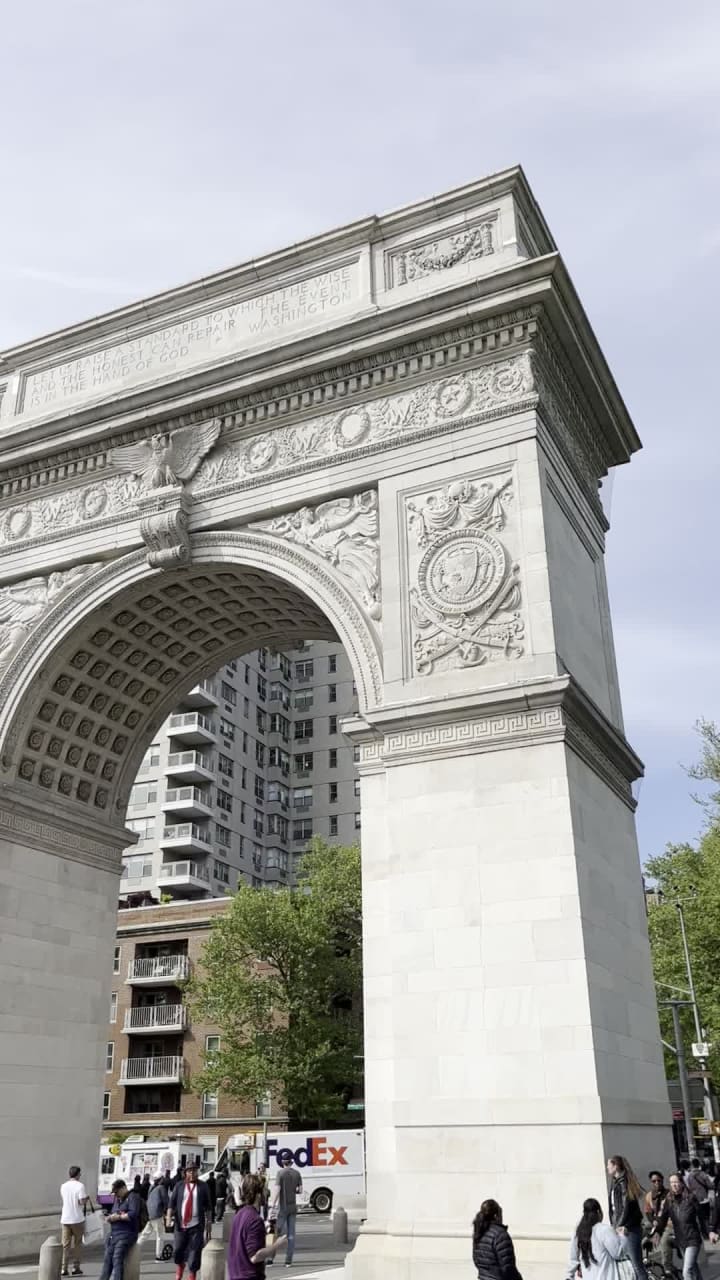 Video review of Washington Square Arch