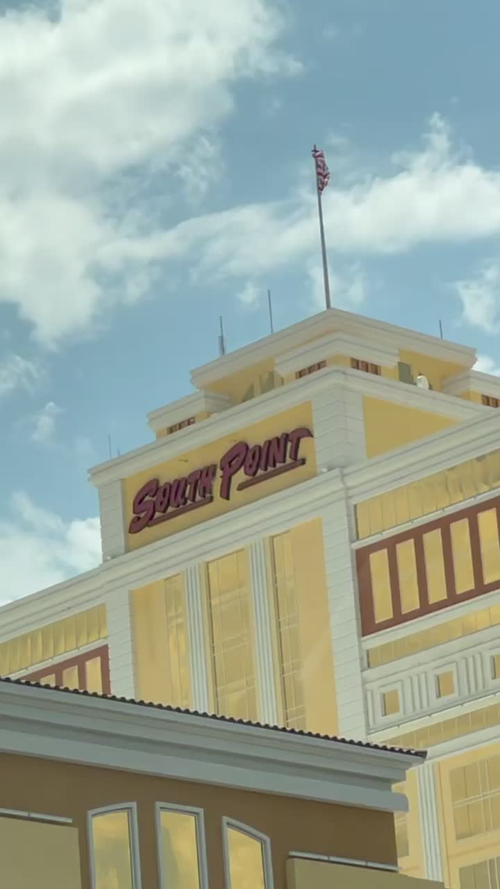 Video review of Big Sur Oyster Bar South Point