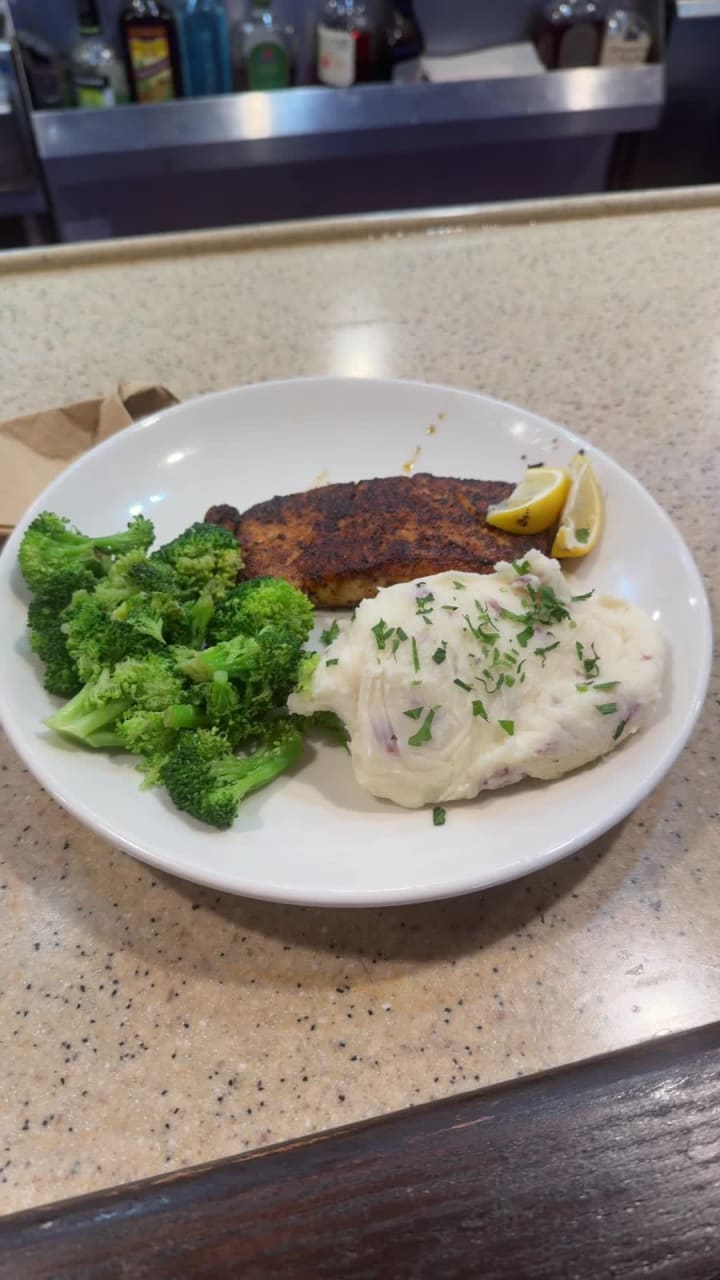 Applebee's Grill + Bar