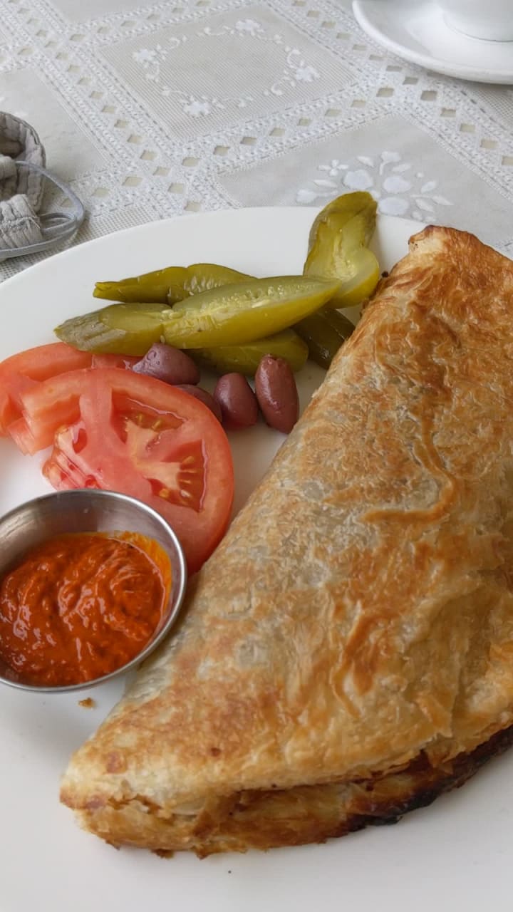 Video review of Cafe Angelique