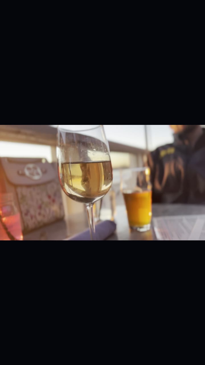 Video review of The Deck on Laguna Beach