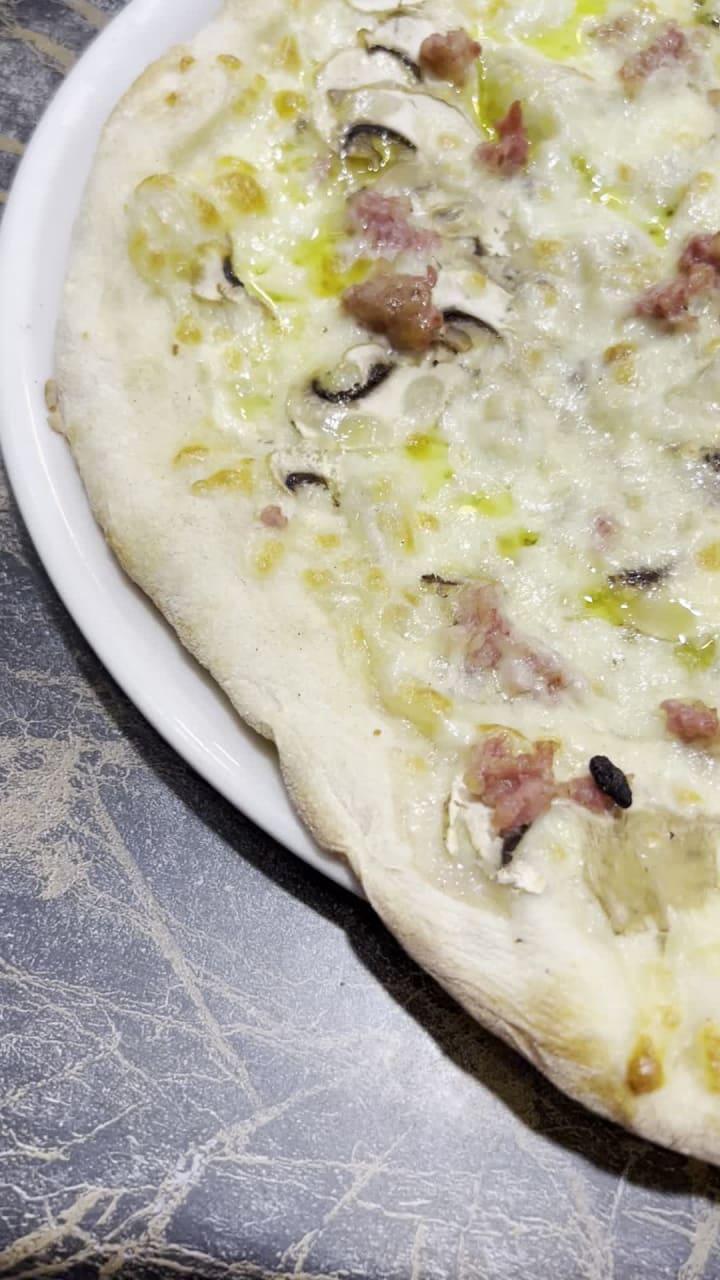 Video review of Trevi Fountain (Fontana di Trevi)