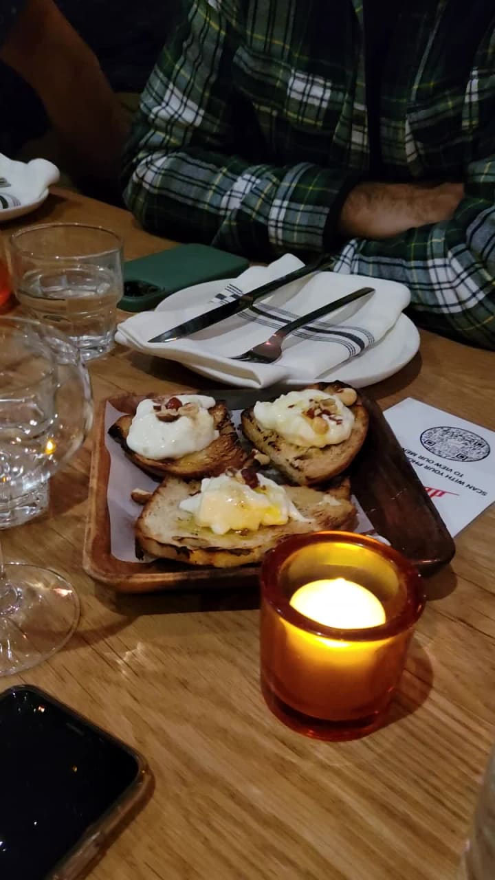 Video review of Delarosa