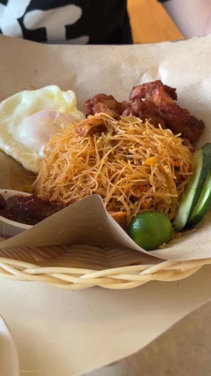 Video review of The Toast