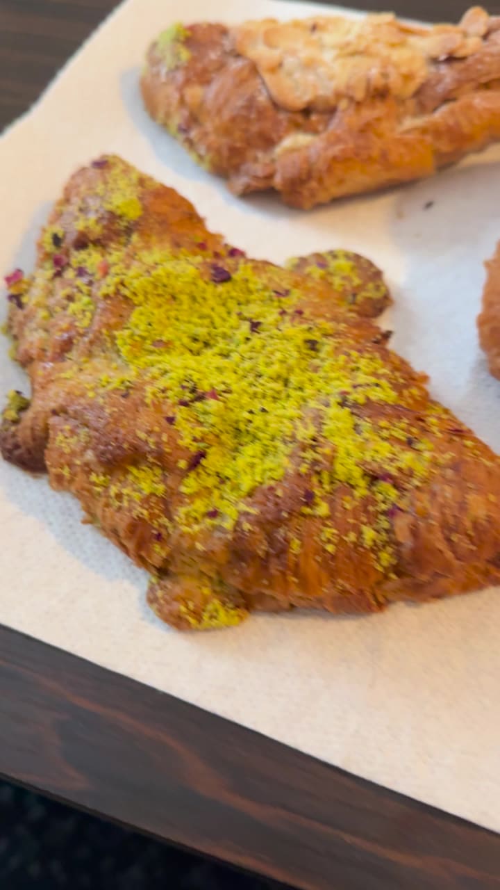 Video review of L'Appartement 4F