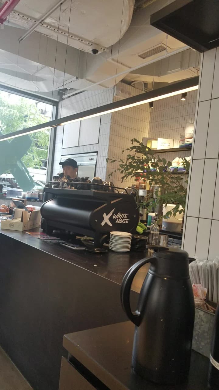 White Noise Coffee - Coffee Shop & Roastery