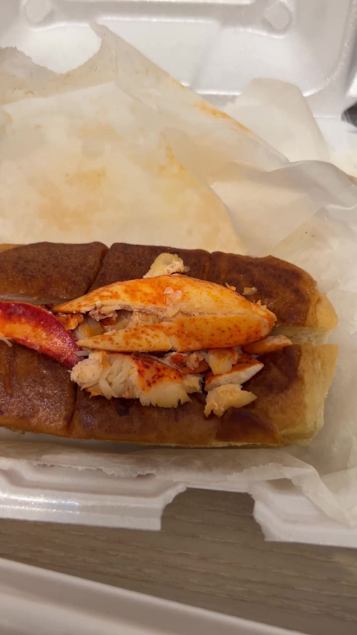 Video review of Lobstah On A Roll