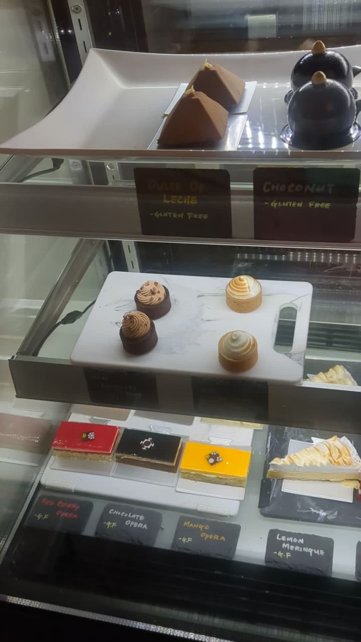 LAB Dessert & Coffee