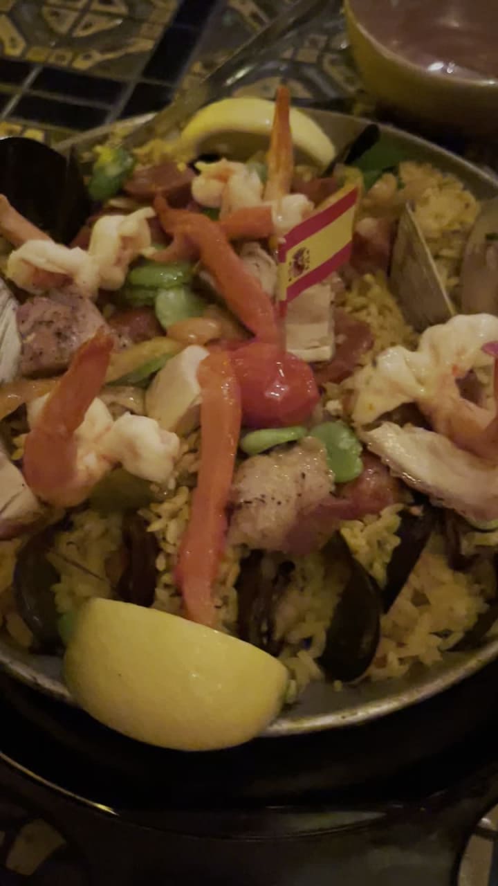 Video review of Dali