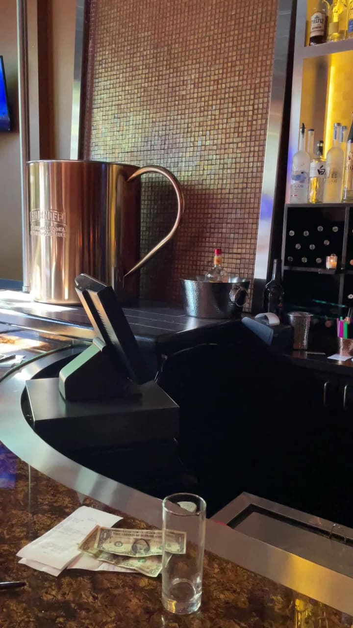 Bistango Martini Lounge