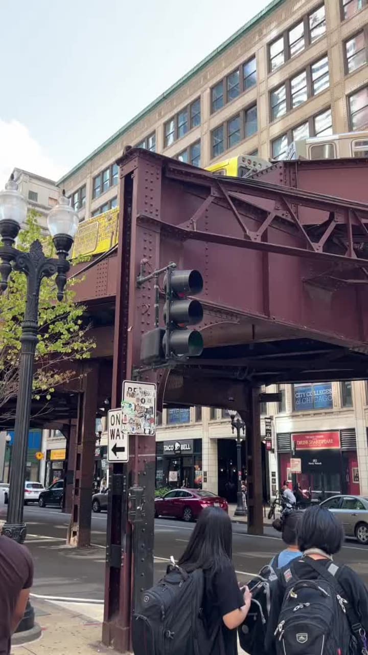 Video review of Elephant & Castle