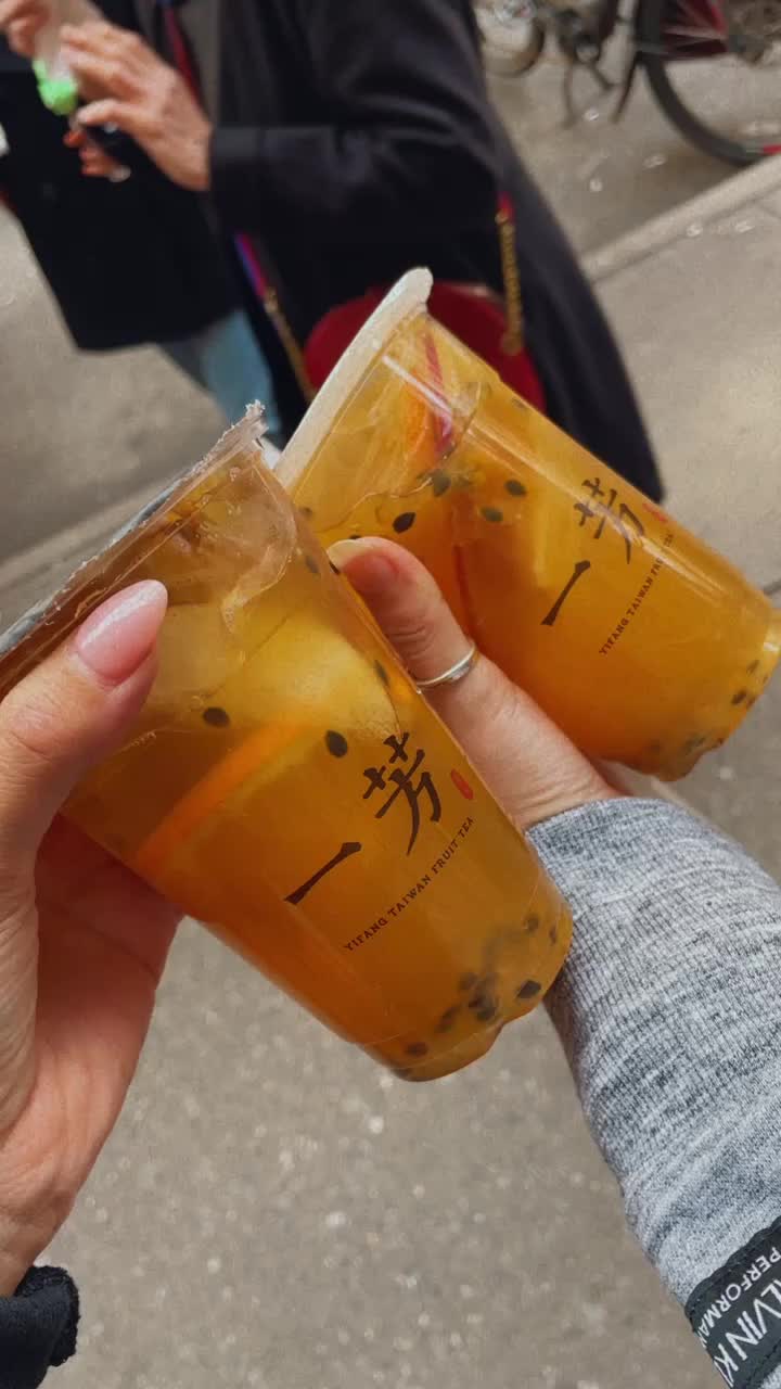 Yifang Taiwan Fruit Tea