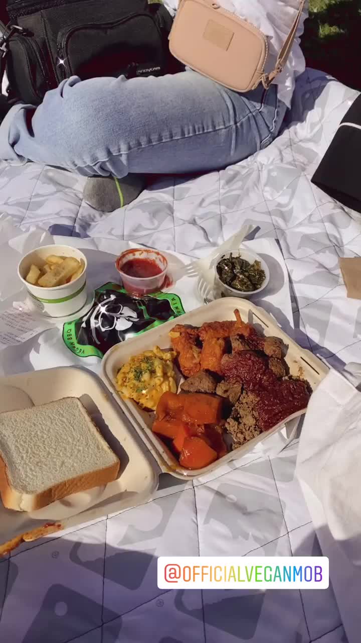 Vegan Mob - Vegan BBQ and Soul Food