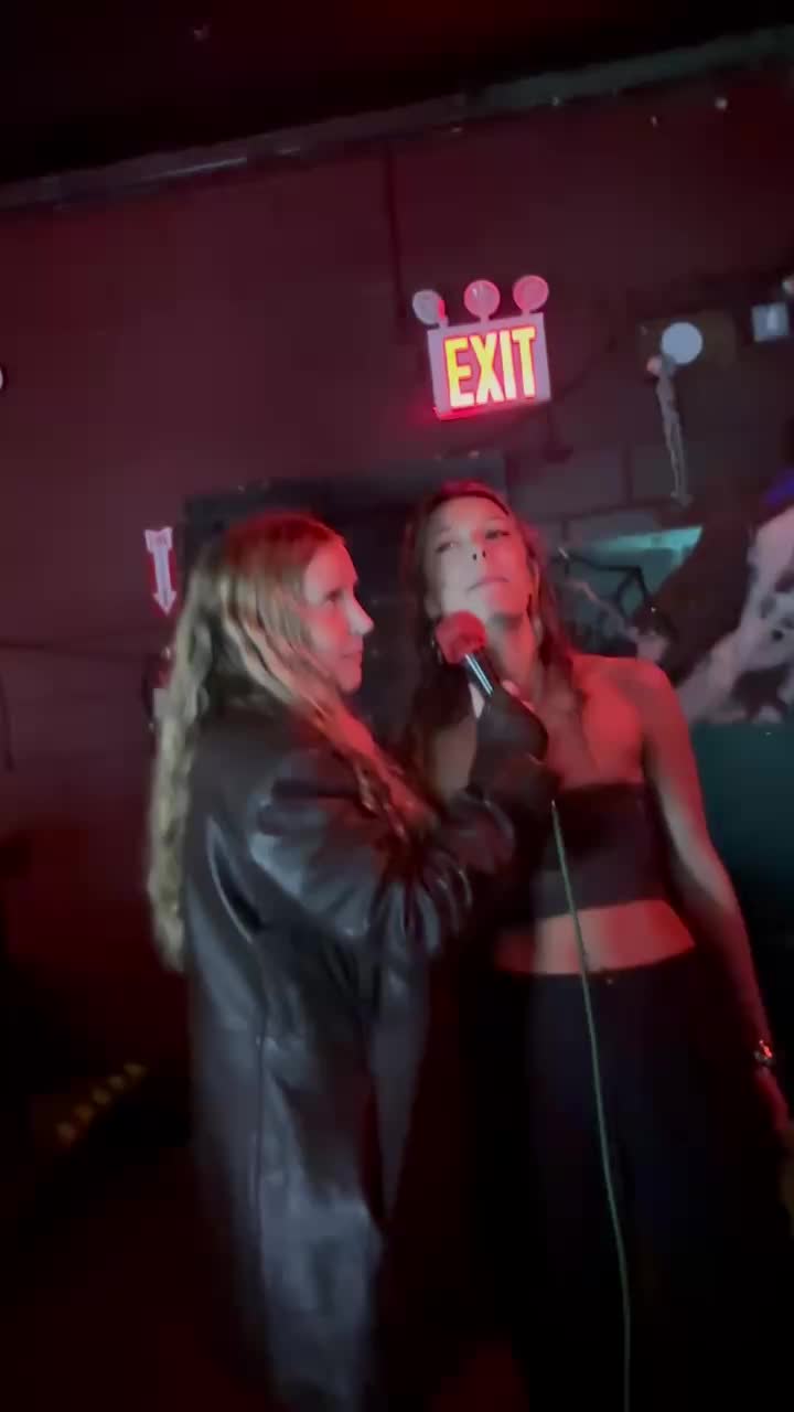 Video review of Alligator Lounge