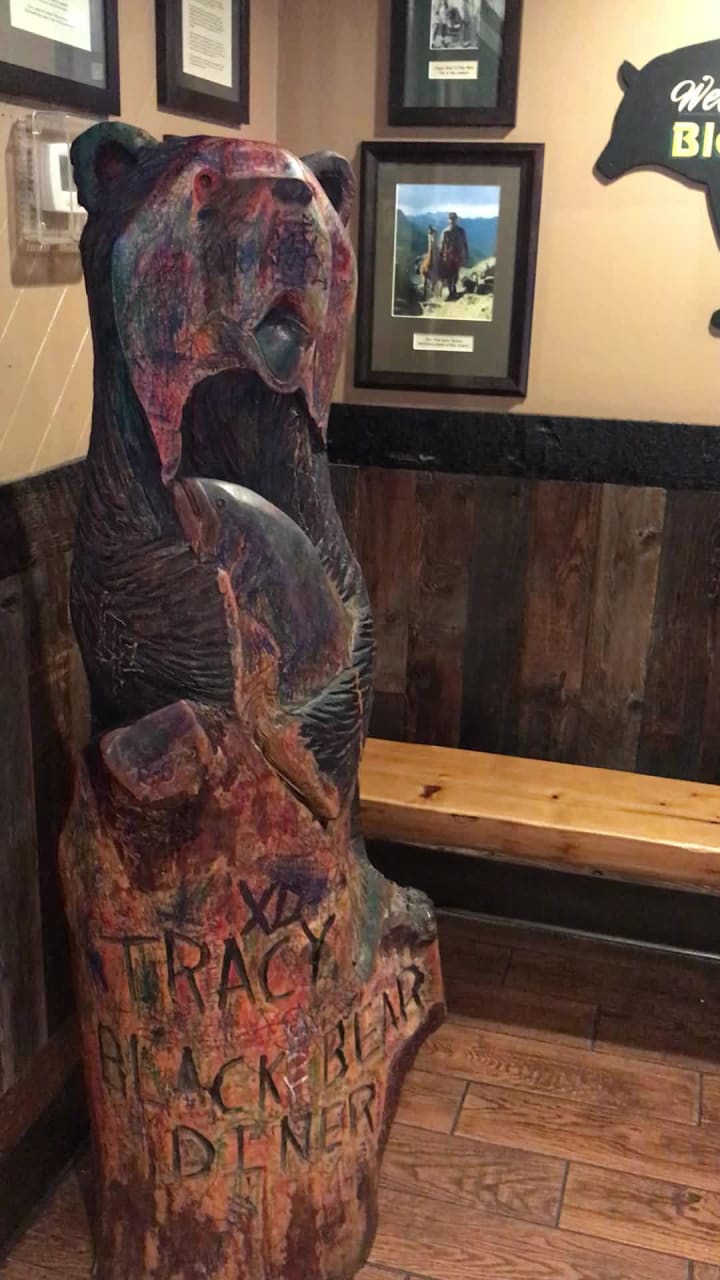 Black Bear Diner Tracy
